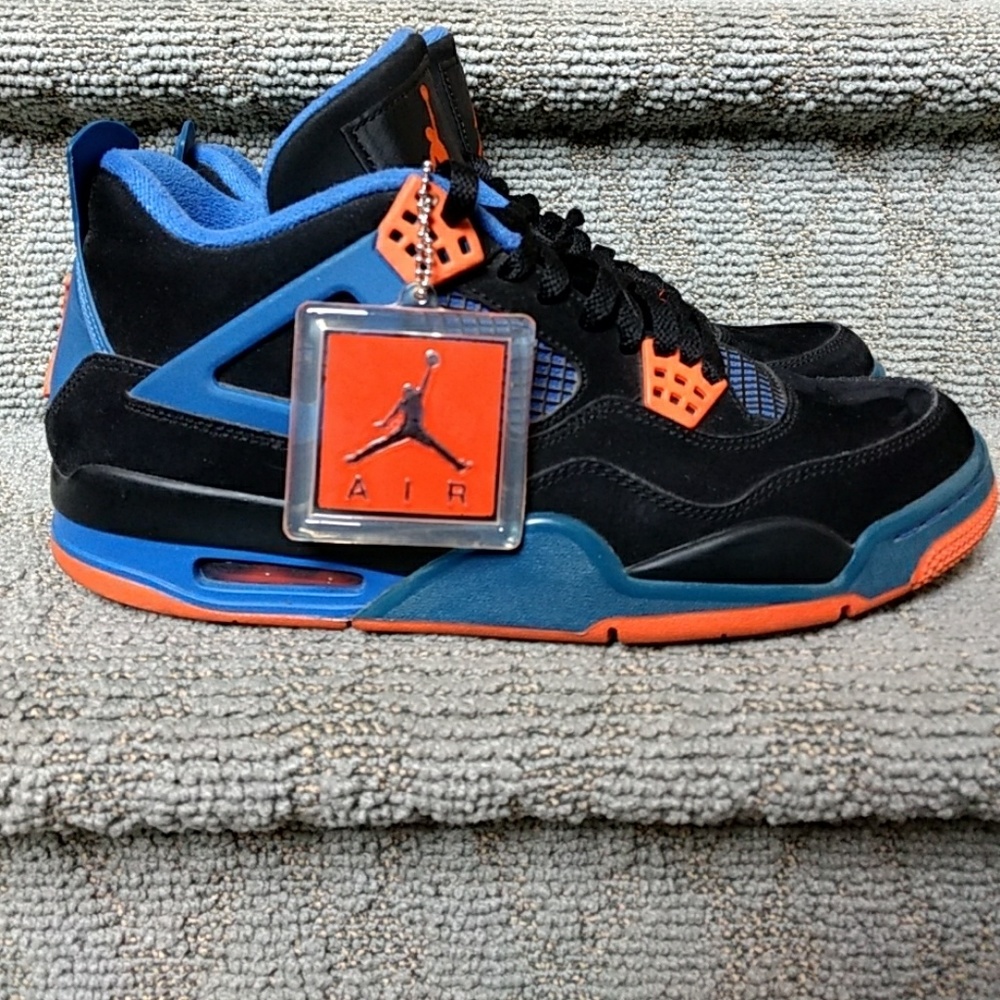 Jordan 4 "Cavs"
