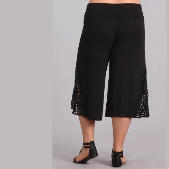 SOLD OUT - Picture 4 of 4