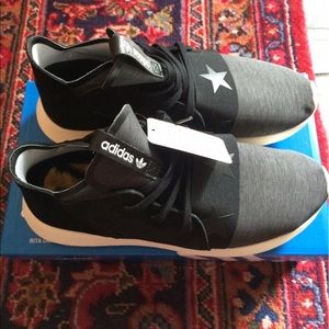 adidas tubular rita ora