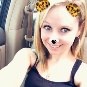 Meet your Posher, Brooke