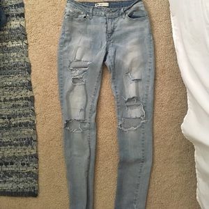 Levi legging ripped jeans