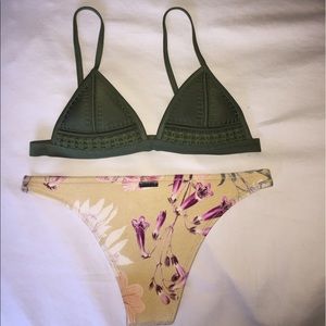 Triangl top and bottom