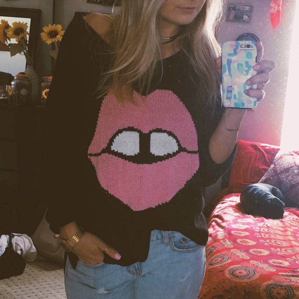 Black Lips Sweater