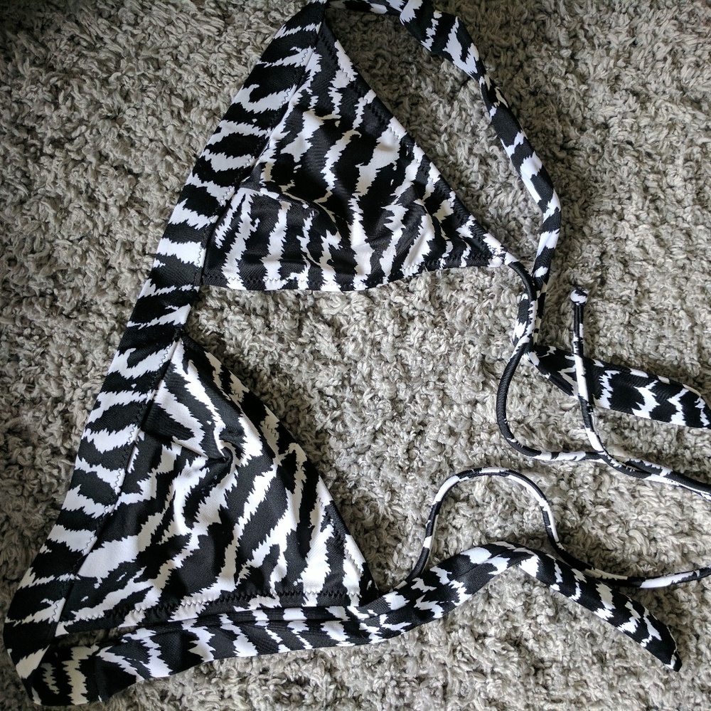 Bathing suit top