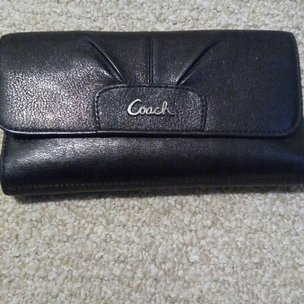 Authentic Coach wallet