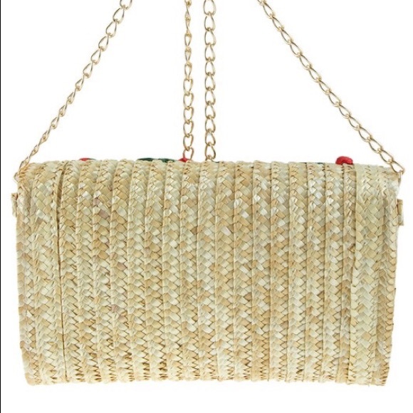 Straw cross body cherry summer 60s inspired bag - Picture 4 of 6