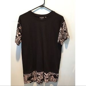 Men's Long Fit Tee with Paisley Design 🔥