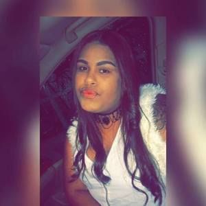 Meet your Posher, Emely