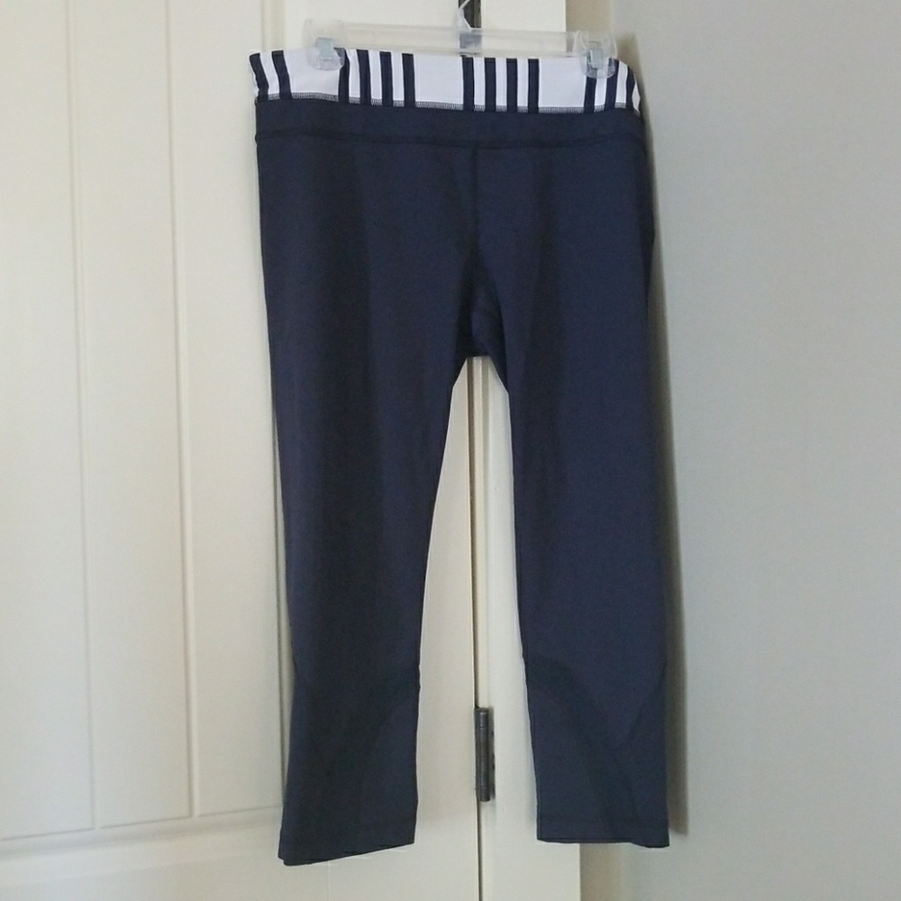 Lululemon crops