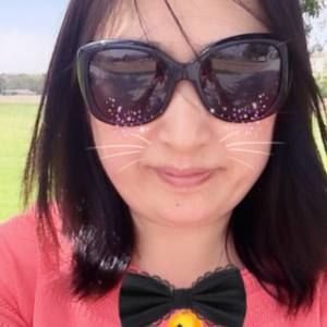 Meet your Posher, Xiaoling