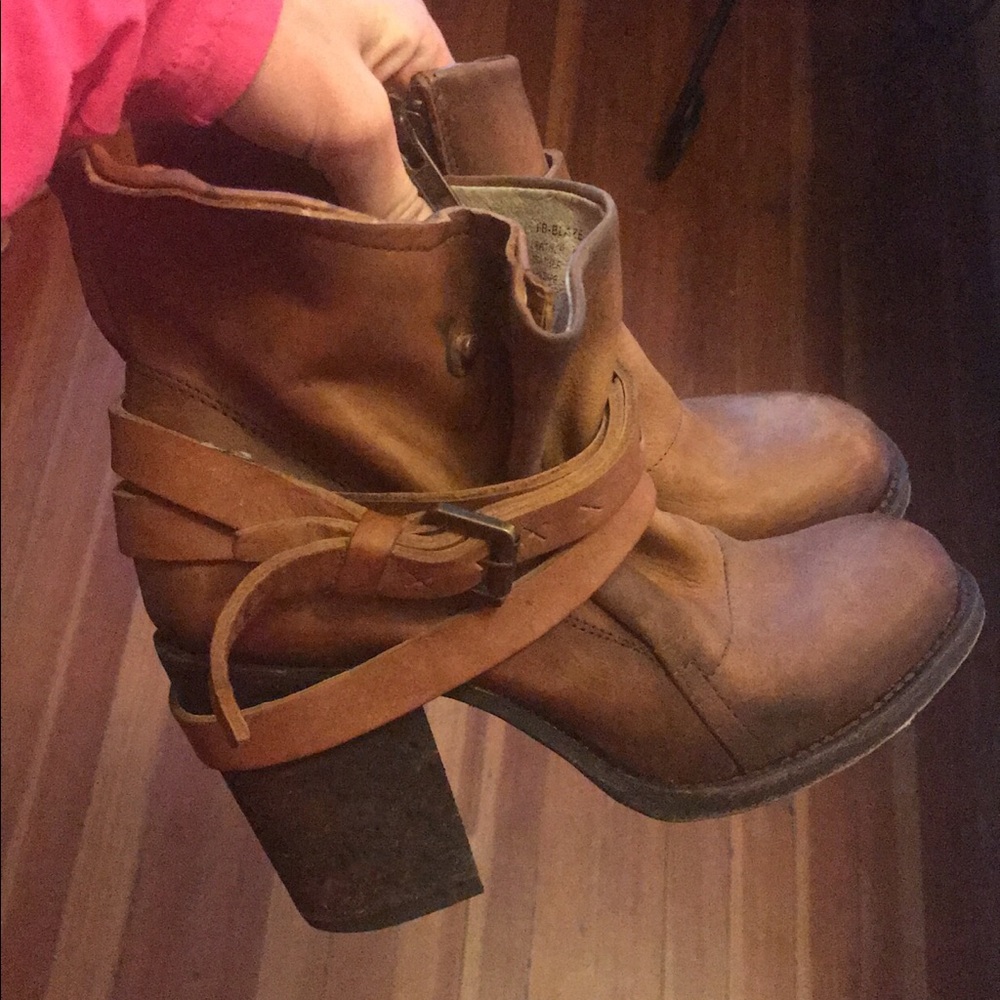 Steve Madden FreeBird Blaze Brown Leather Boots