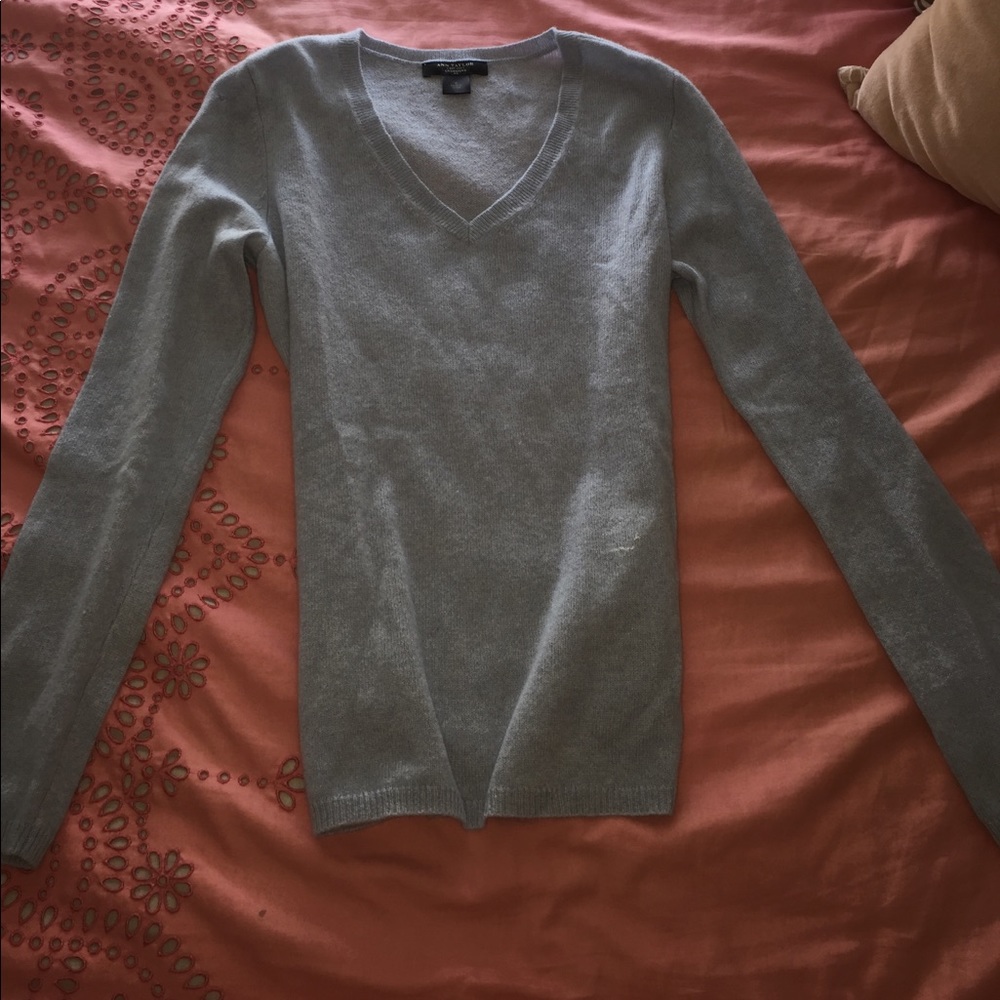 Ann Taylor 100% Cashmere Sweater