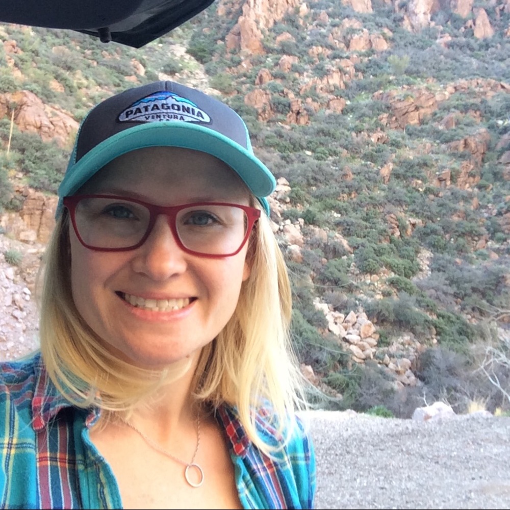 Meet your Posher, Lauren