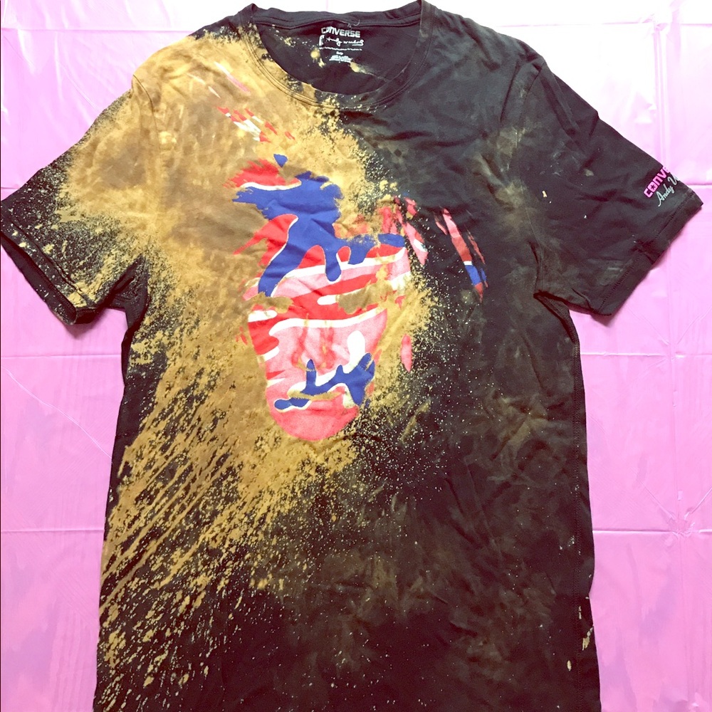 Bleached Tee T-shirt size: Small (Converse)