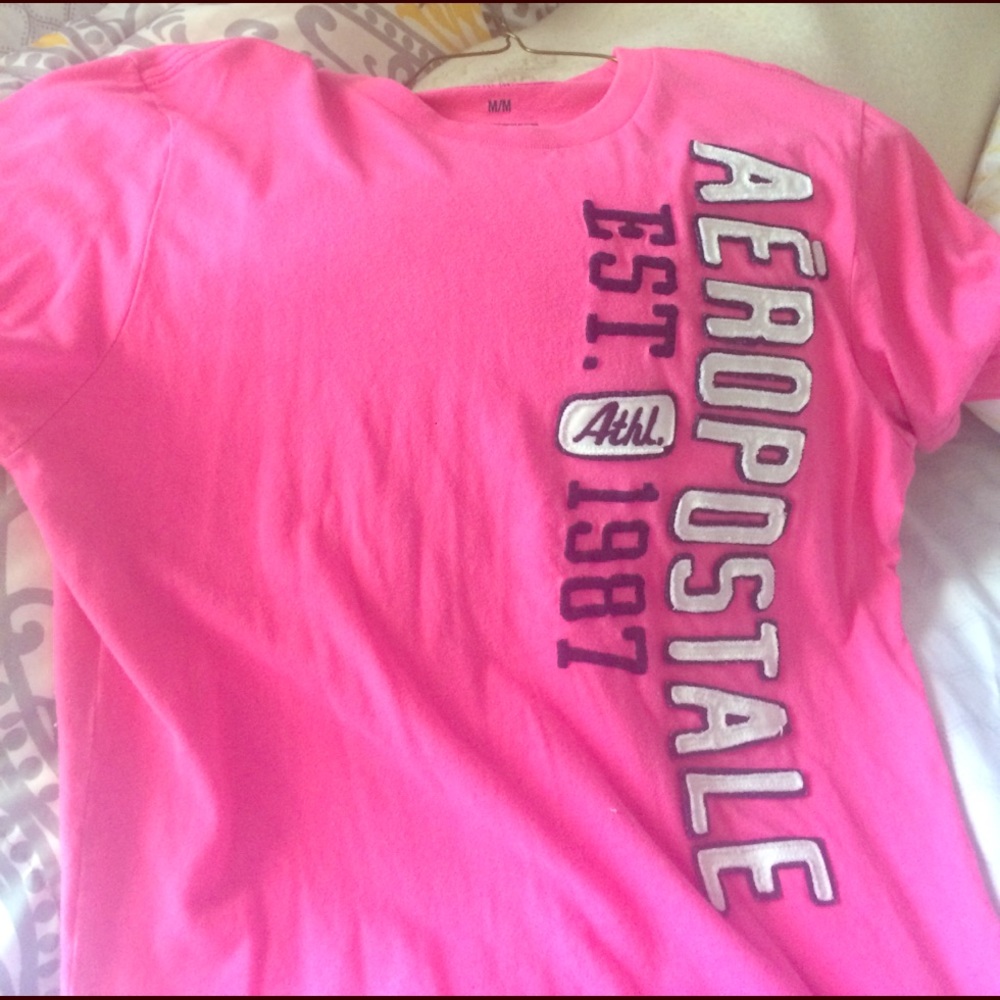 Men's Aeropostale t-shirt size medium