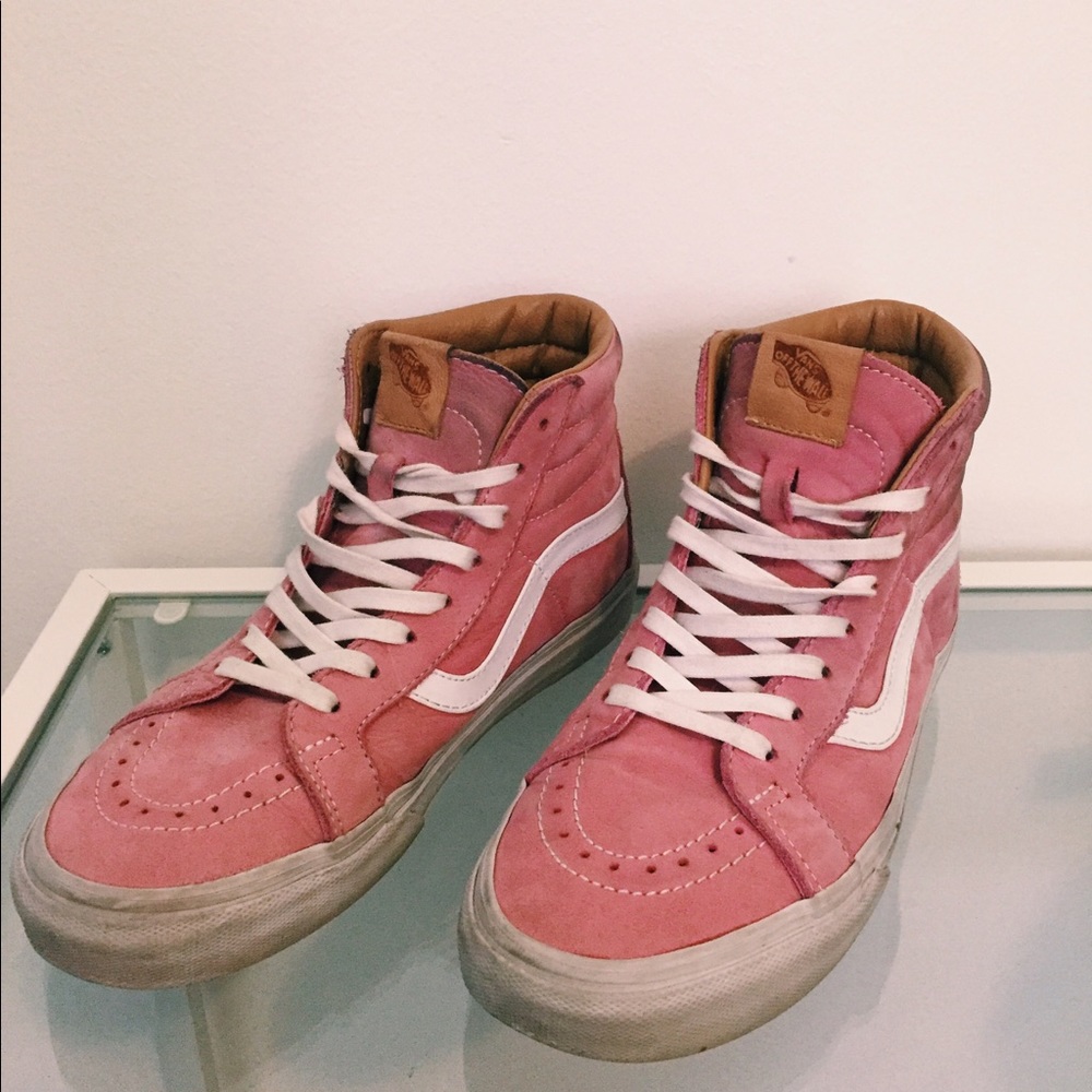 Pink Suede Sk8-Hi Vans