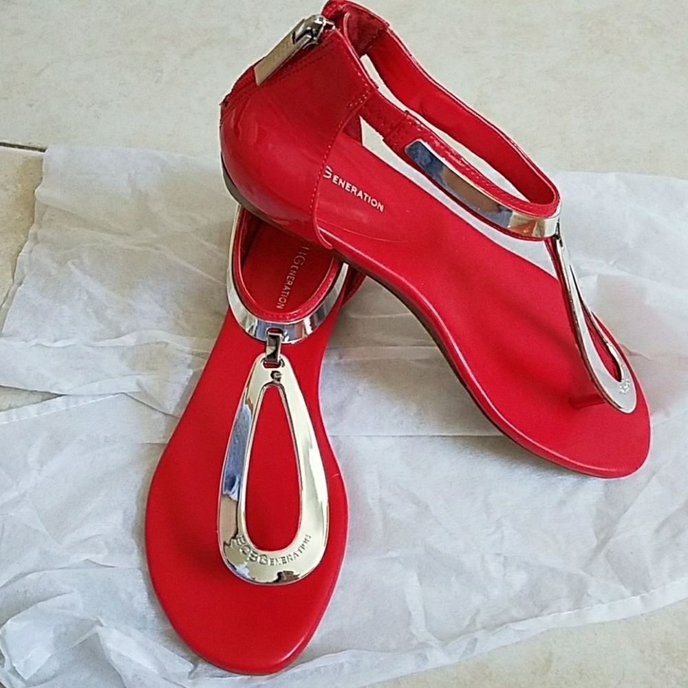 BCBG Sandlas brand new... too small for me
