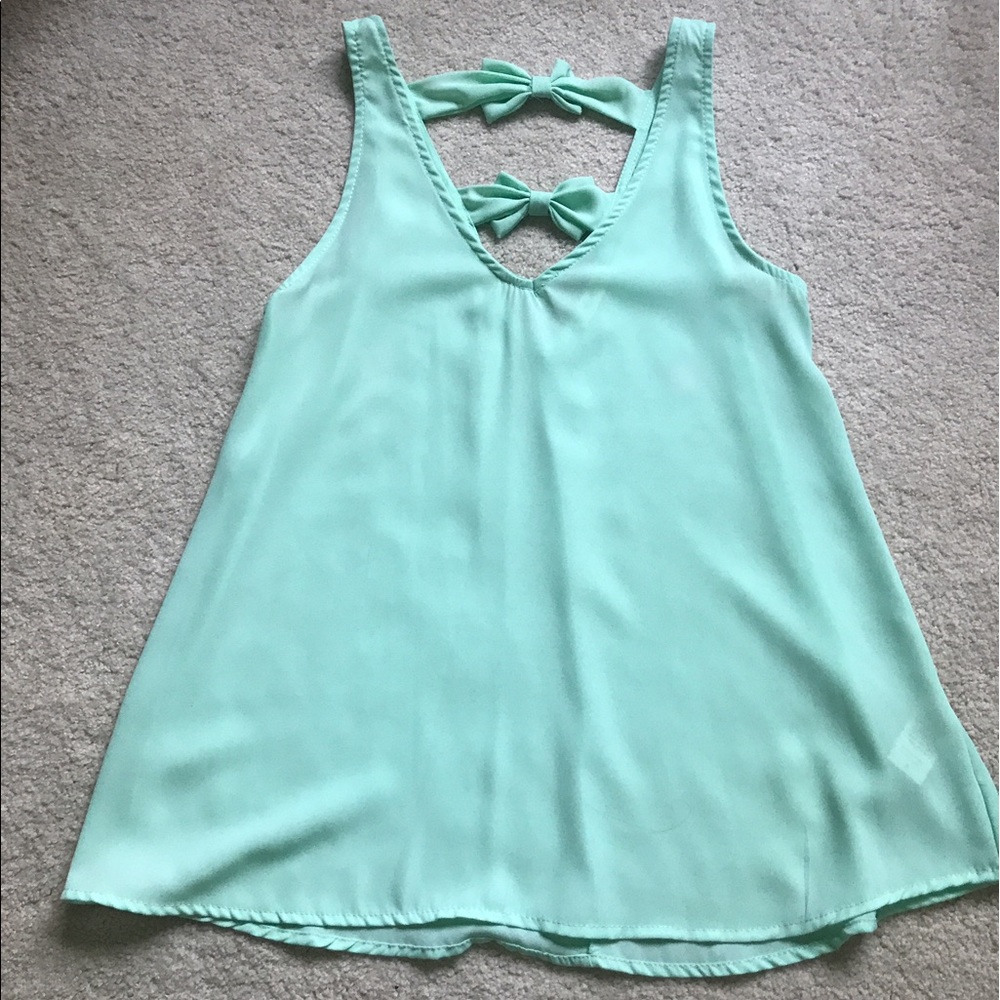 NWOT Everly Mint Green Bow Tank