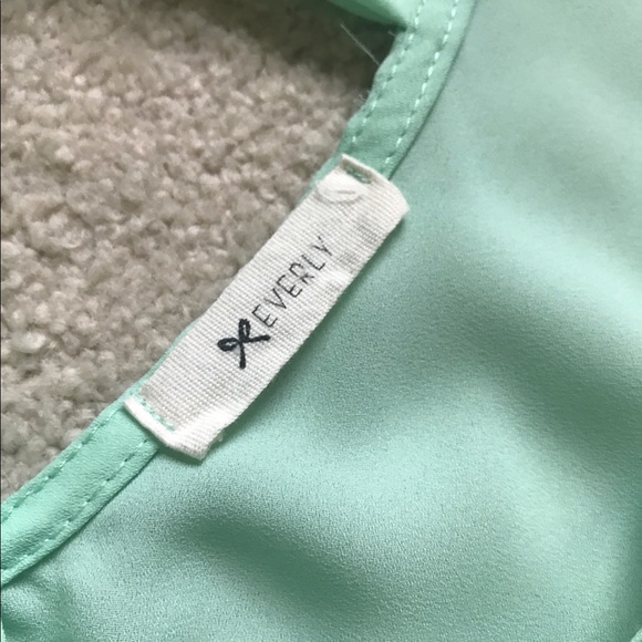 NWOT Everly Mint Green Bow Tank - Picture 4 of 5
