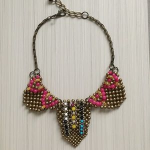 Statement necklace