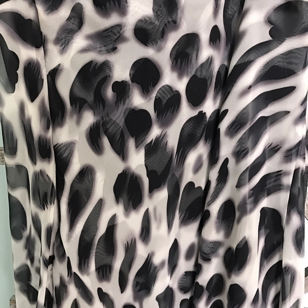 Cache Printed Gown Size 2 - image 5