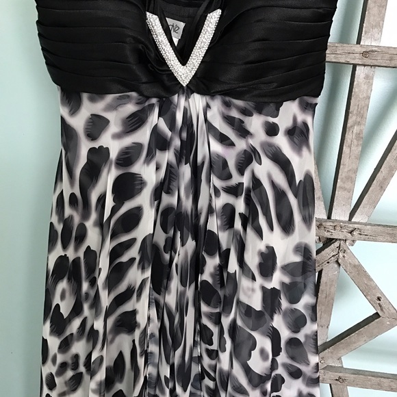 Cache Printed Gown Size 2 - Picture 3 of 6