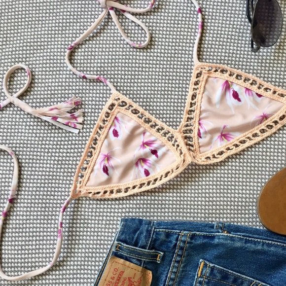 acacia swimwear Other - SOLD! Acacia island orchid ANDY bikini top