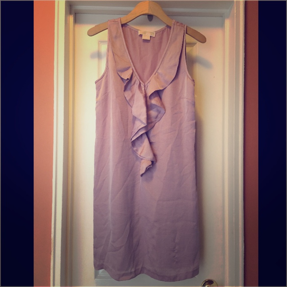 Silk lilac shift with ruffle collar