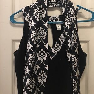 White House black market tank