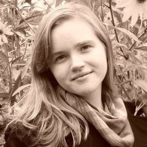 Meet your Posher, Lydia