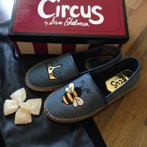 Circus By Sam Edelman👑🐝