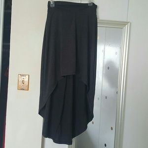 Grey, high-low skirt