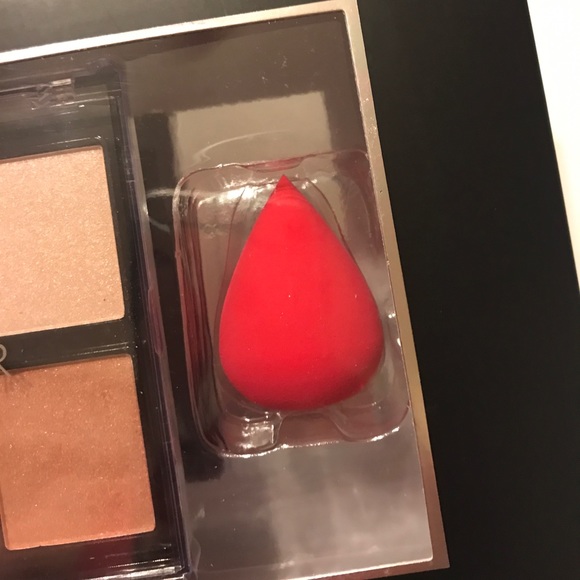 Bebe Glow Highlighter set - Picture 4 of 5