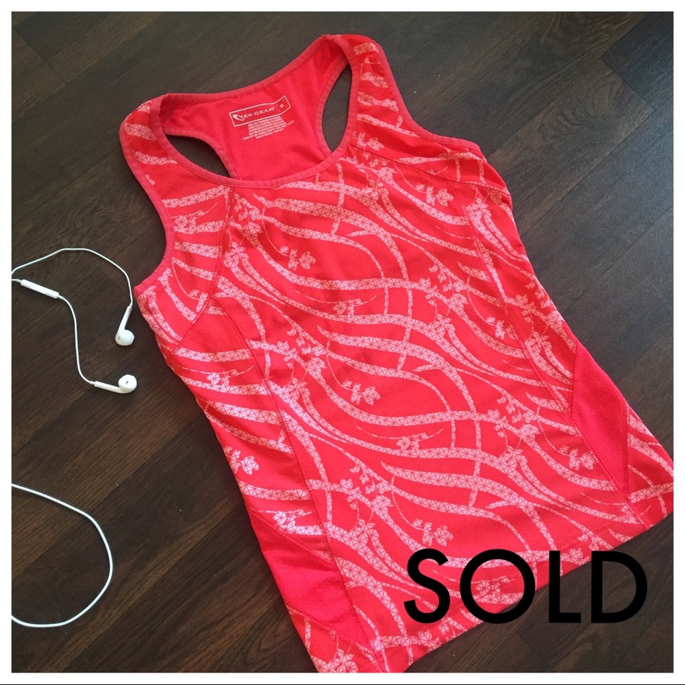 ❌SOLD! ❌ TEK Gear Workout Tank Size M