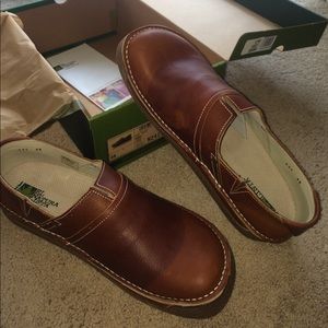 BRAND NEW Men's El Naturalista Moai Shoe Size 11.5