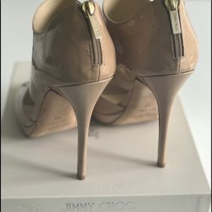 Beautiful authentic Jimmy Choo sandals❣️