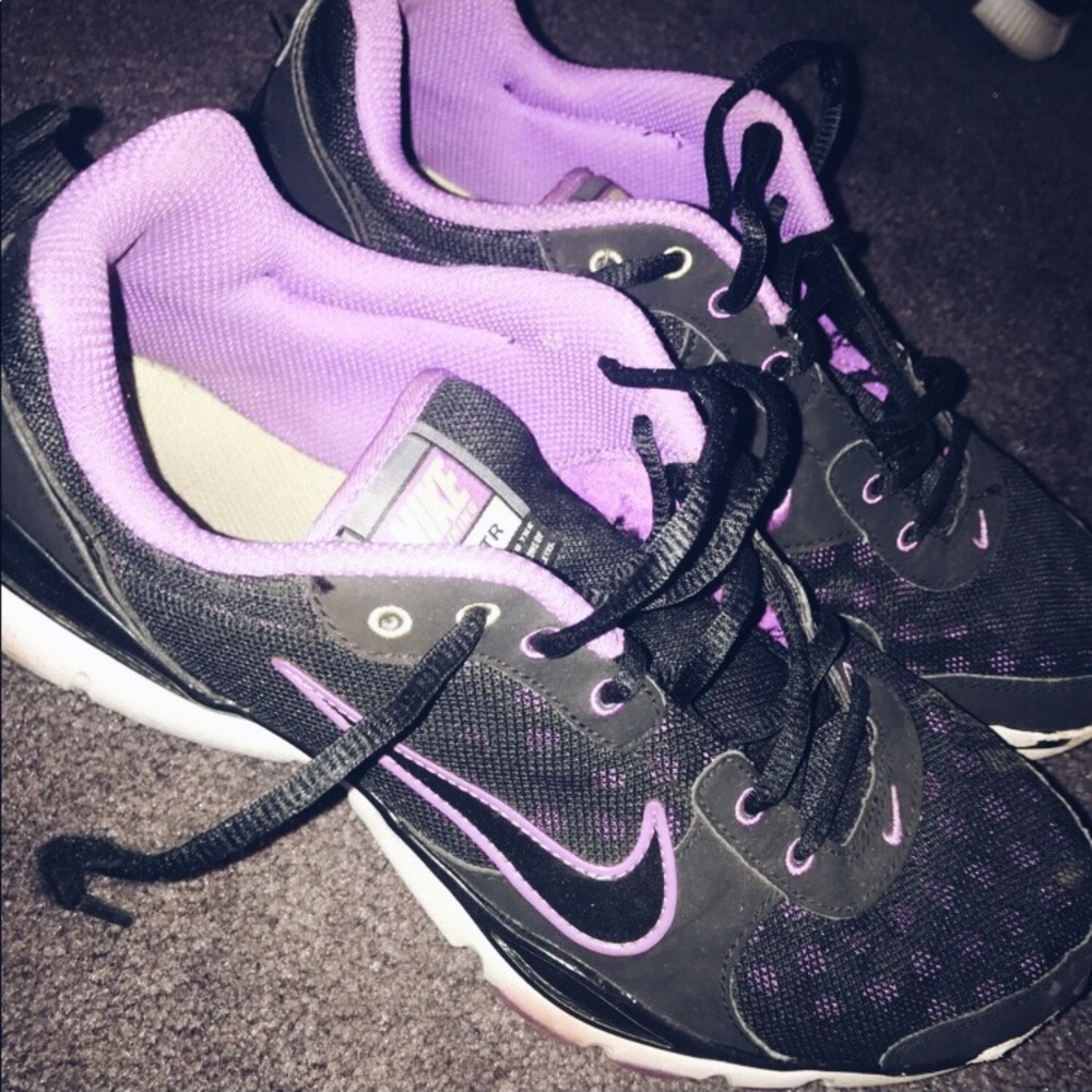 Women's Nike shoes