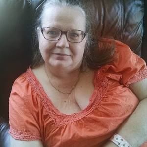 Meet your Posher, Debbie