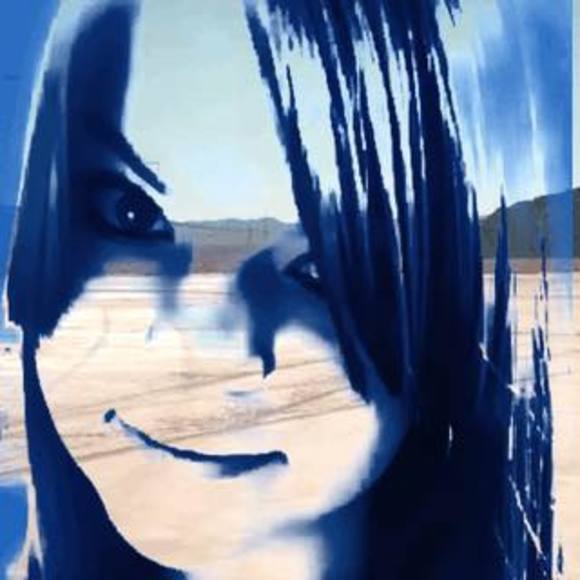 Meet your Posher, Kayla - Picture 1 of 1