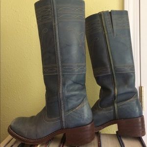 Vintage turquoise Frye stitched campus boots
