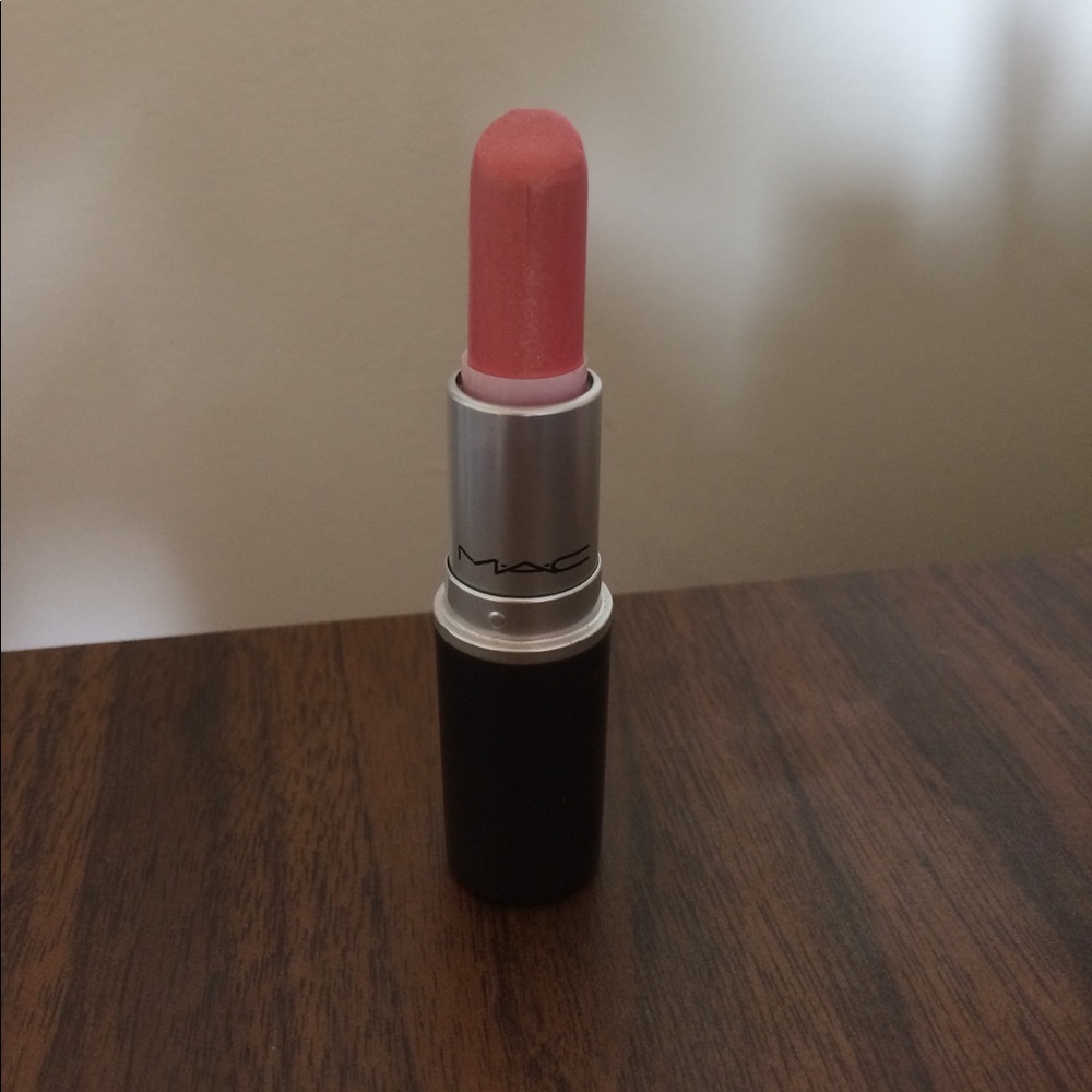 MAC Lipstick Pink Cabana