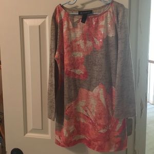 Laser burnout 3/4 sleeve floral blouse