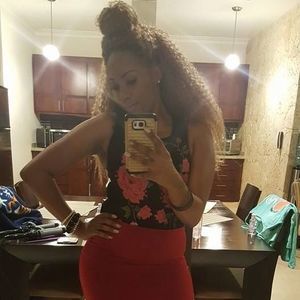 Meet your Posher, Altina