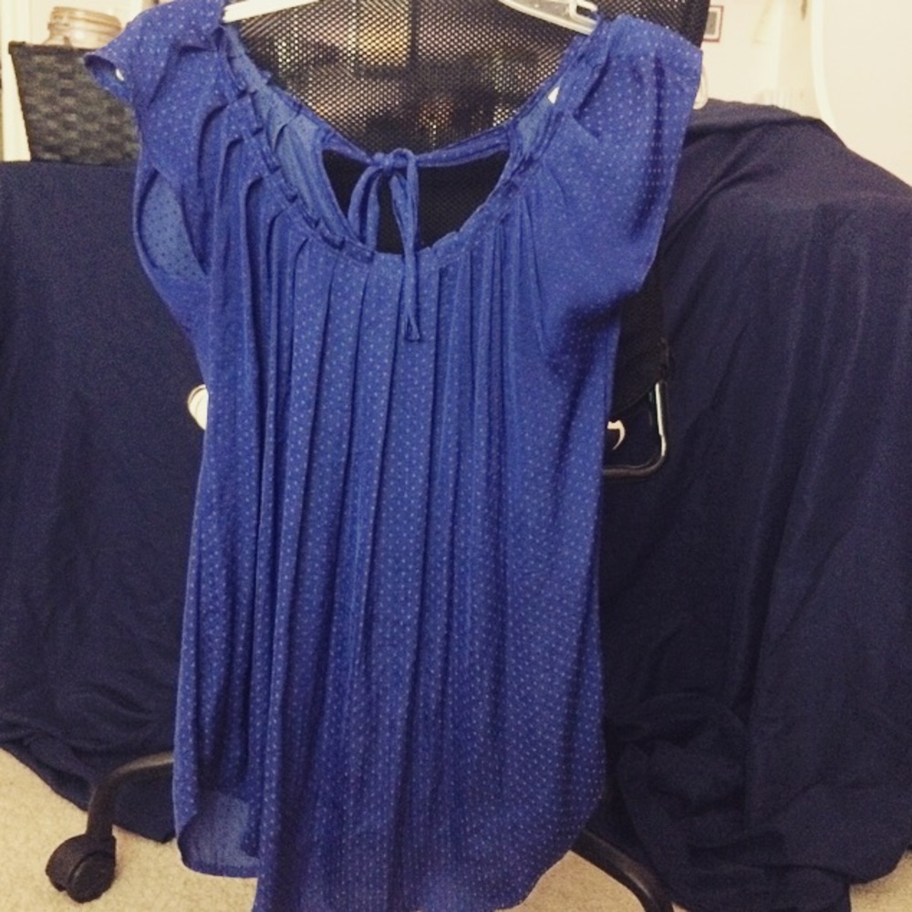 LC blue polka dot top