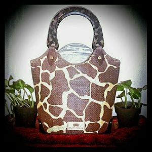 💋 Elaine Turner Fine Raffia & Leather Bucket Tote