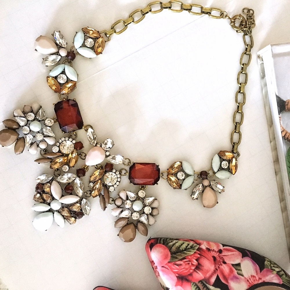 Sparkly statement necklace brown & gold tone