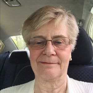 Meet your Posher, Carol