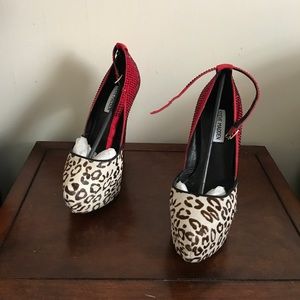 Steve Madden Pumps