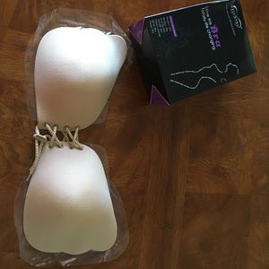 Strapless/backless/ push-up  bra