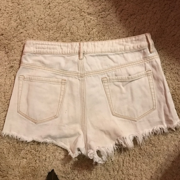 shorts - Picture 2 of 4